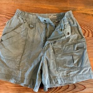 Royal Robbins women’s shorts. Light khaki green. Size 8.